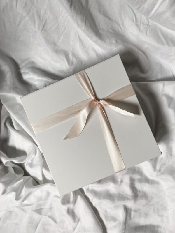 New Mama Gift Box - Shower Mum with Love - Image 2
